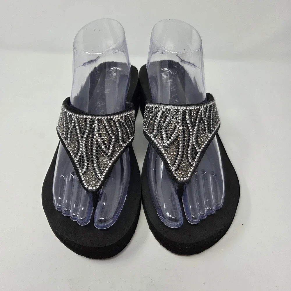 Amiani Sandal Womens 10.5 Black Vinyasa Sparkle Stones Thong Slip On Casual Zebr
